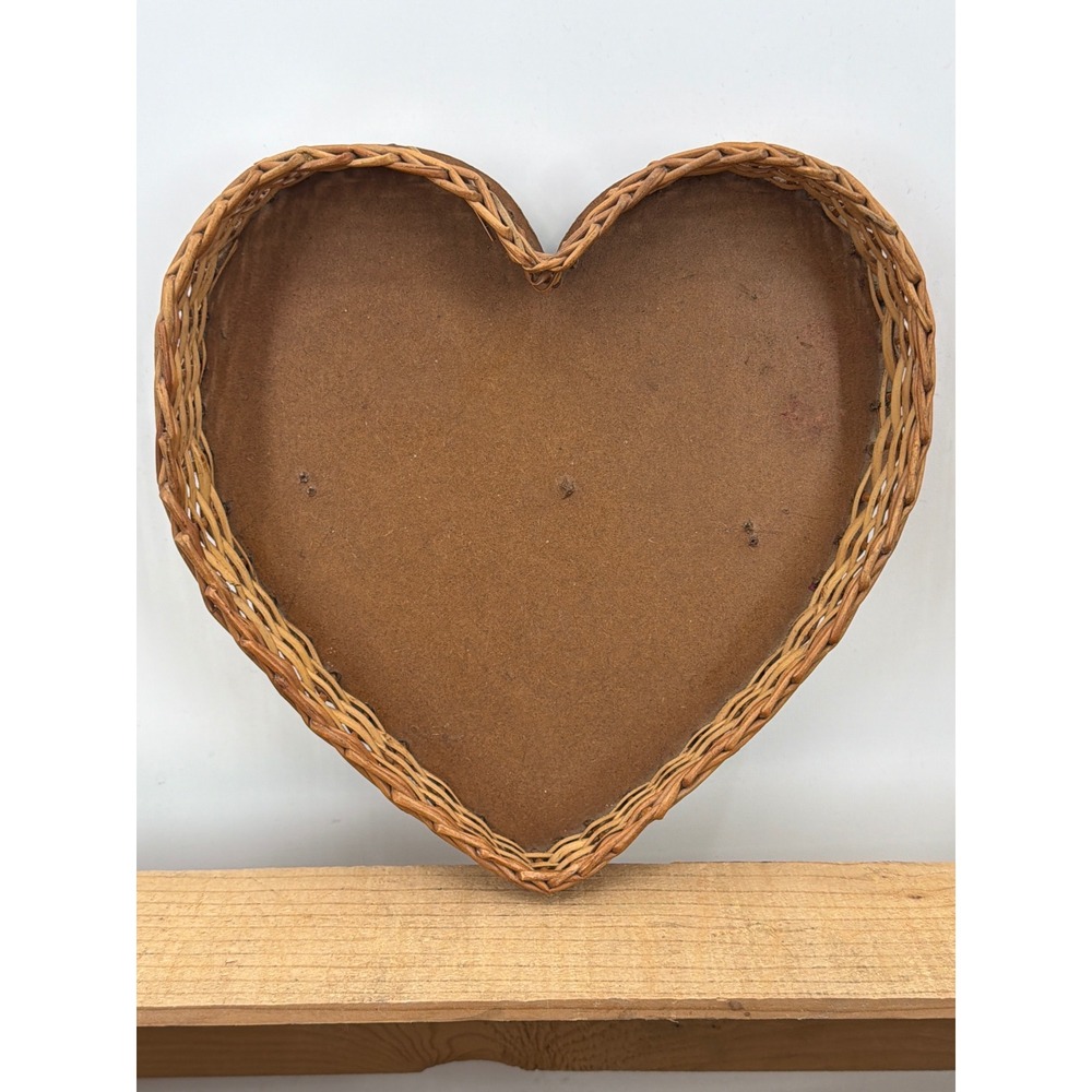 Vintage Heart Shaped Woven Wicker Basket Tray Brown Wood Base Farmhouse Decor